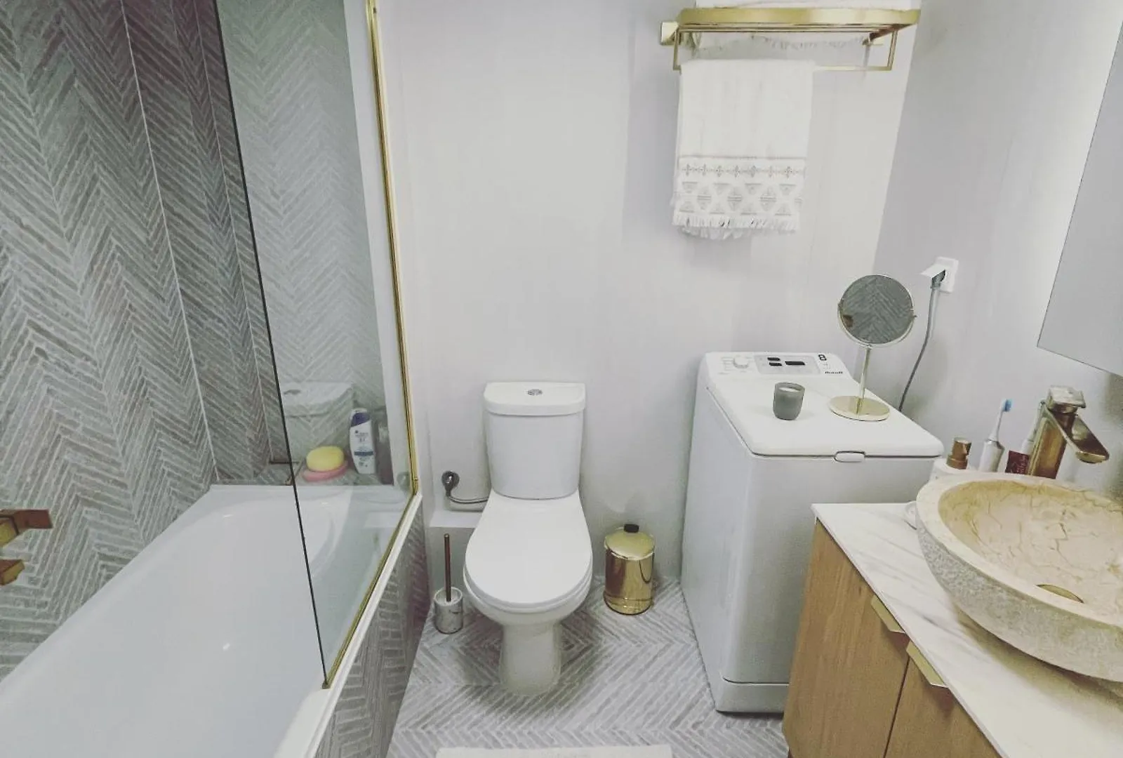 Fterna Apartment Peraía