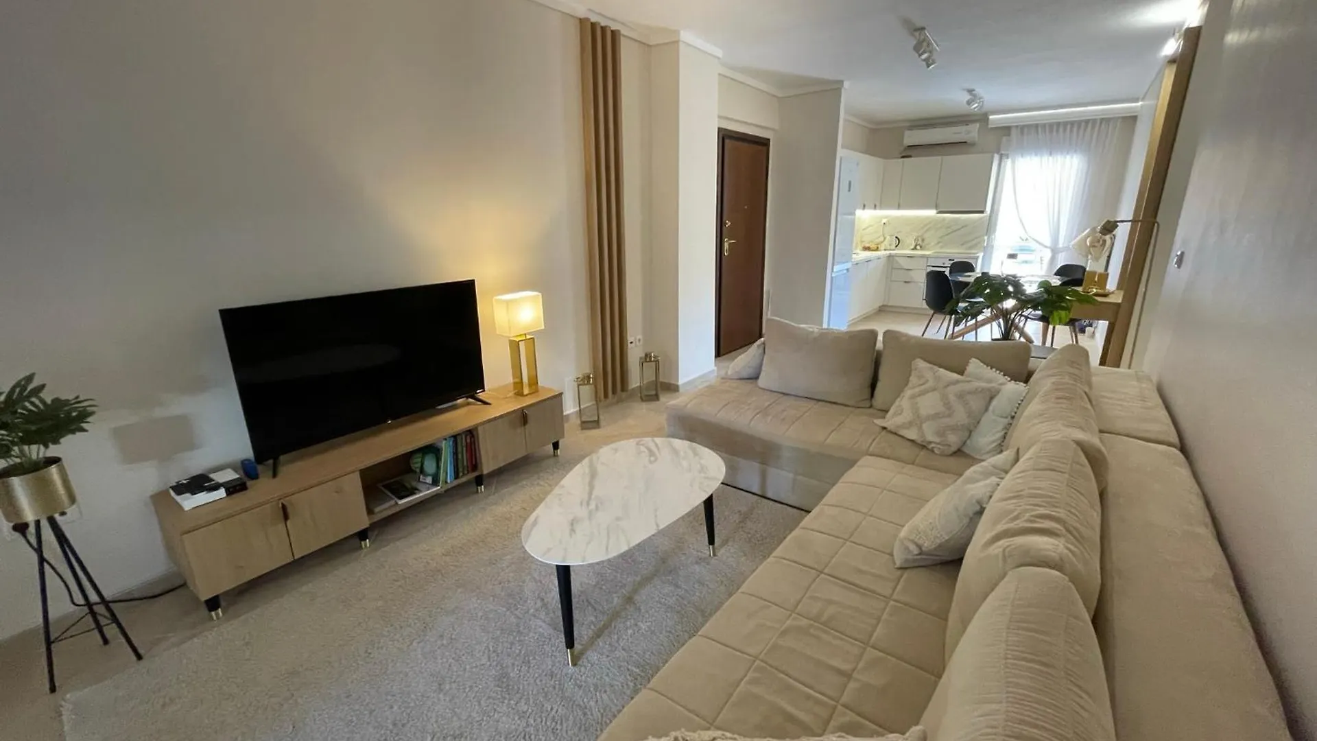 Fterna Apartment Peraía